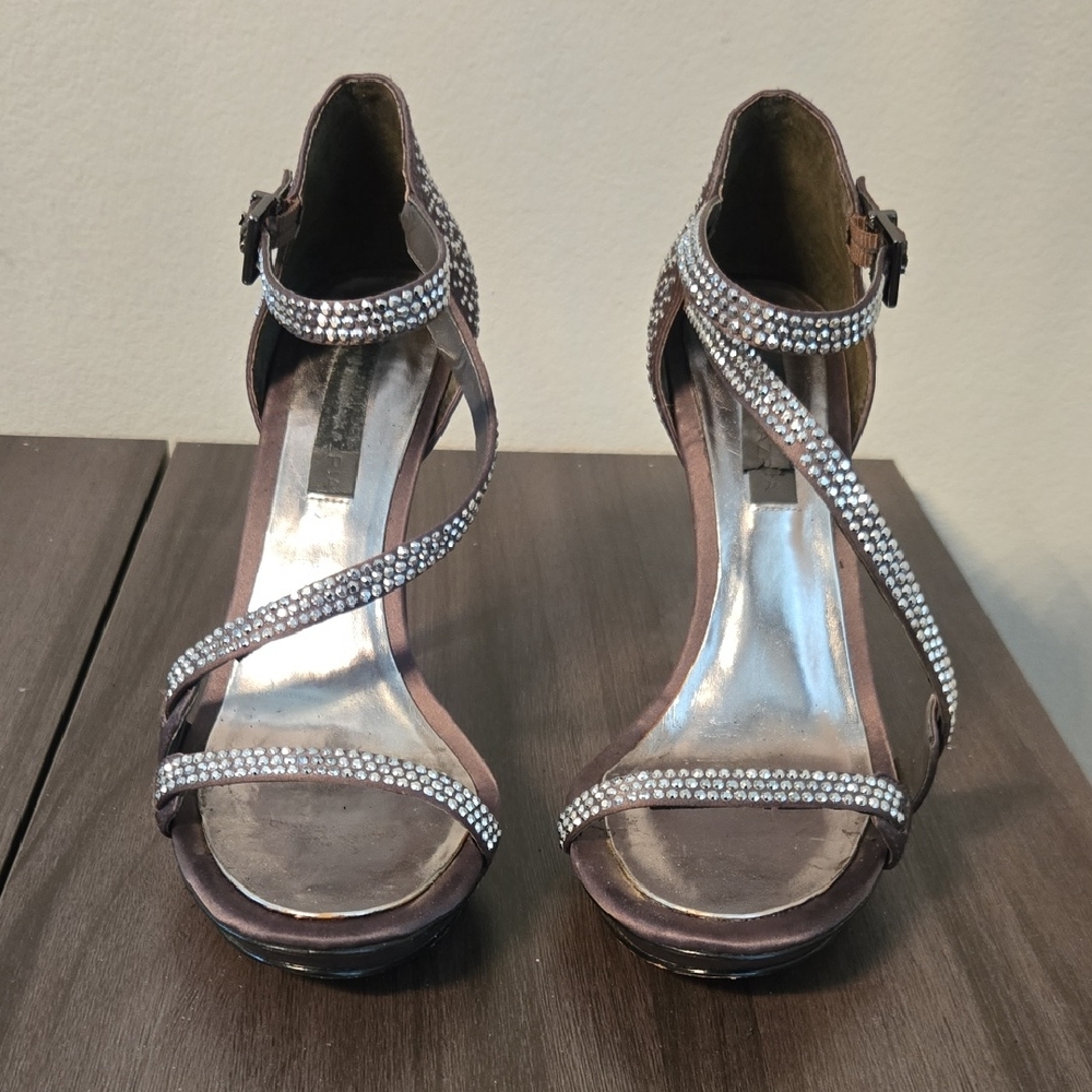 Vero Cuoio Brown Rhinestone Strappy Heels